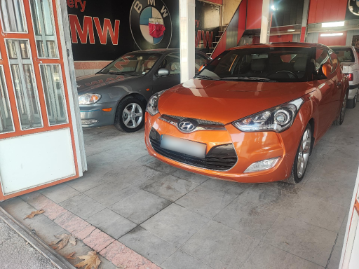 عکس نمایشگاه ماشین BMW