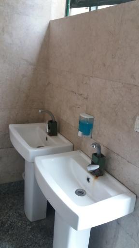 عکس سرویس بهداشتی